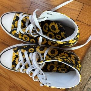 Converse All Star High Top Sneakers Sunflower Print Womens 7 Mens 5